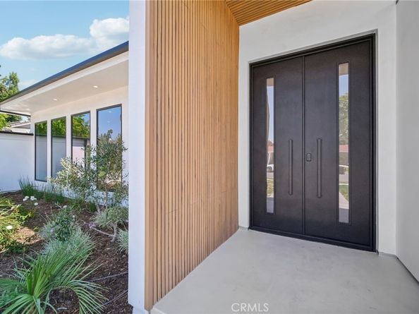 9540 Donna Avenue, Northridge CA 91324