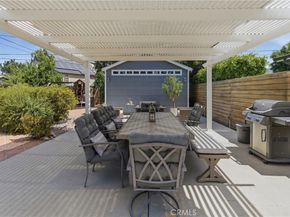 526 N Toluca Park Drive, Burbank CA 91505
