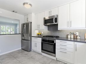 526 N Toluca Park Drive, Burbank CA 91505