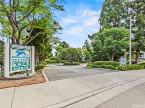 1418 Brett 303, San Pedro CA 90732