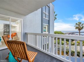 610 #214 The Village, Redondo Beach CA 90277