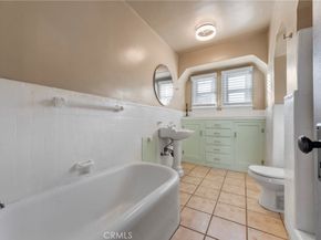 1946 W 85th, Los Angeles CA 90047