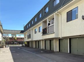 9047 Langdon Avenue 38, North Hills CA 91343