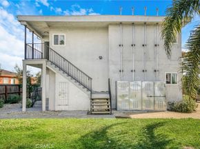 11513 Berendo, Los Angeles CA 90044