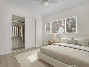 11513 Berendo, Los Angeles CA 90044