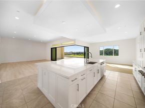 18431 Boulder Blf, Silverado CA 92676