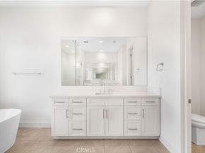 18431 Boulder Blf, Silverado CA 92676