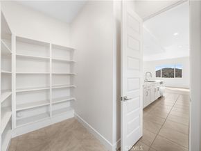 18431 Boulder Blf, Silverado CA 92676