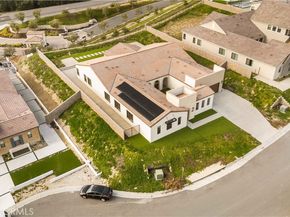 18431 Boulder Blf, Silverado CA 92676