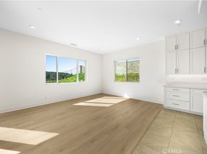 18431 Boulder Blf, Silverado CA 92676