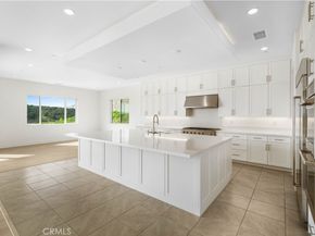 18431 Boulder Blf, Silverado CA 92676