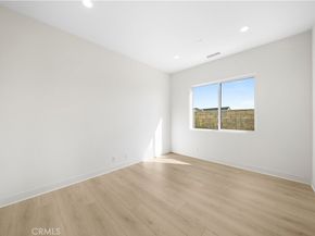 18431 Boulder Blf, Silverado CA 92676