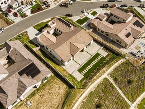 18431 Boulder Blf, Silverado CA 92676