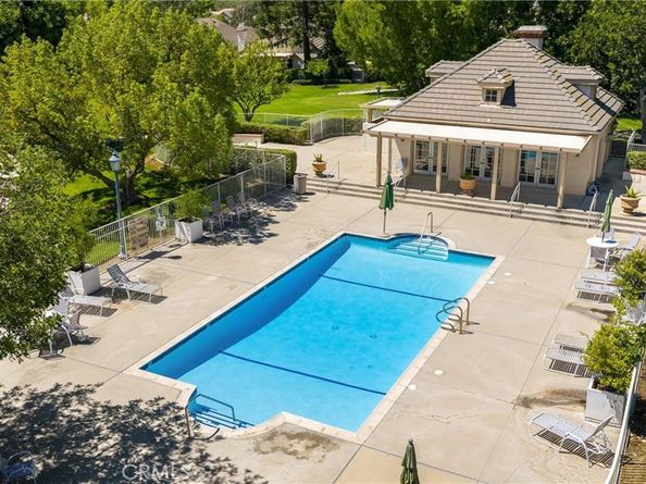 2163 Pinot Circle, Upland CA 91784