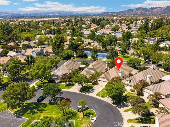 2163 Pinot Circle, Upland CA 91784