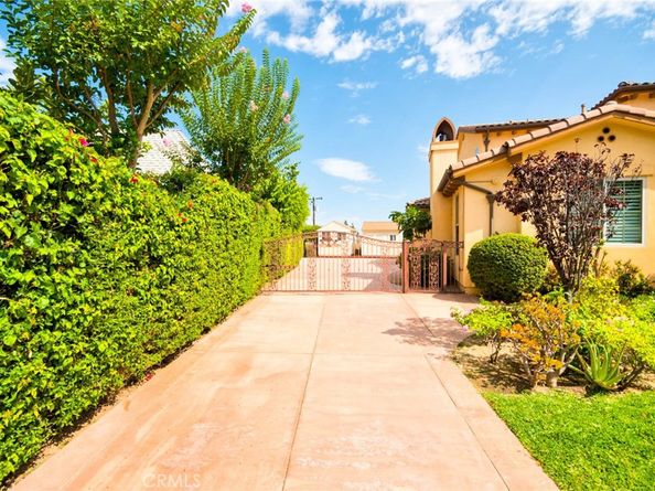 210 S Molino Street, Alhambra CA 91801