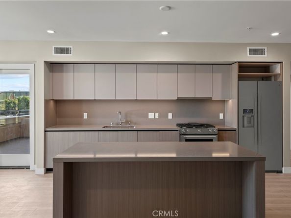 39 S Los Robles Avenue 3006, Pasadena CA 91101