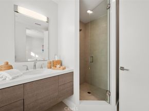 2300 Crestview, Laguna Beach CA 92651