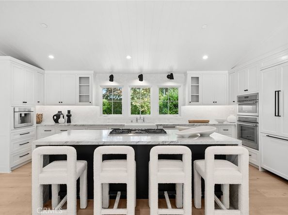 3143 Bonn Drive, Laguna Beach CA 92651
