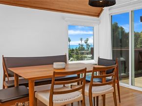 390 Saint Anns Drive, Laguna Beach CA 92651