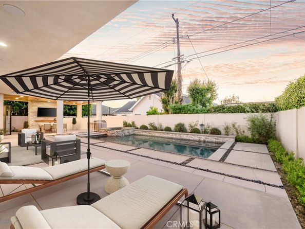 11385 Baskerville Road, Rossmoor CA 90720