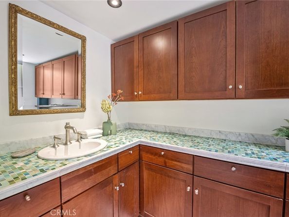686 Diamond Street, Laguna Beach CA 92651