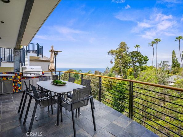 686 Diamond Street, Laguna Beach CA 92651