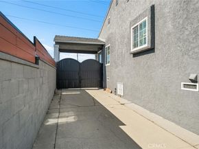 6104 6104 S La Cienega, Ladera Heights CA 90056