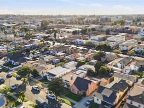 6315 Madden, Los Angeles CA 90043