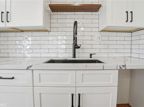 6315 Madden, Los Angeles CA 90043