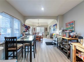 4524 7th Avenue, Los Angeles CA 90043