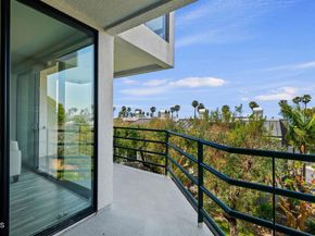 2920 Neilson Way 304, Santa Monica CA 90405