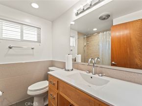 3601 E Ocean Boulevard 2C, Long Beach CA 90803