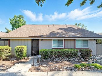 1616 Carmel Cir W