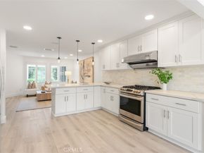 15 Alejo 61, Irvine CA 92612