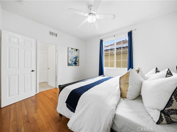 26 Middleton, Irvine CA 92620