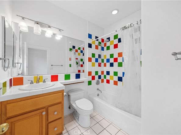26 Middleton, Irvine CA 92620