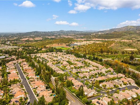 26 Middleton, Irvine CA 92620