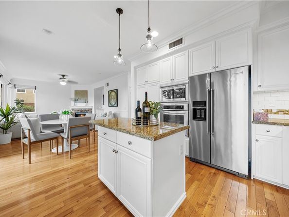 26 Middleton, Irvine CA 92620