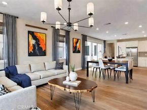 466 Lobata, Irvine CA 92618