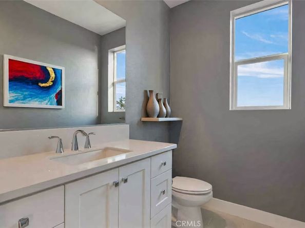 466 Lobata, Irvine CA 92618
