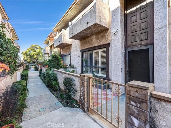 212 N Stoneman Avenue C, Alhambra CA 91801