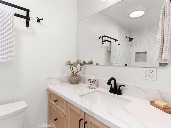 20642 Goshawk Lane, Huntington Beach CA 92646