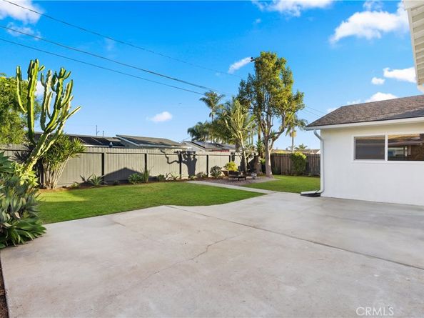 20642 Goshawk Lane, Huntington Beach CA 92646