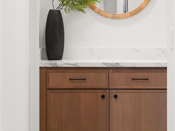 20642 Goshawk Lane, Huntington Beach CA 92646