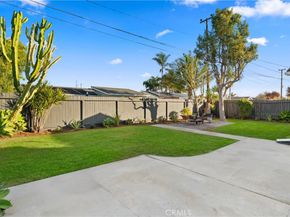 20642 Goshawk Lane, Huntington Beach CA 92646
