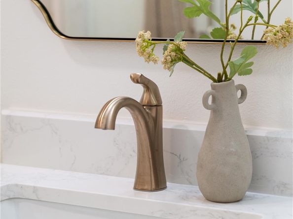 20642 Goshawk Lane, Huntington Beach CA 92646