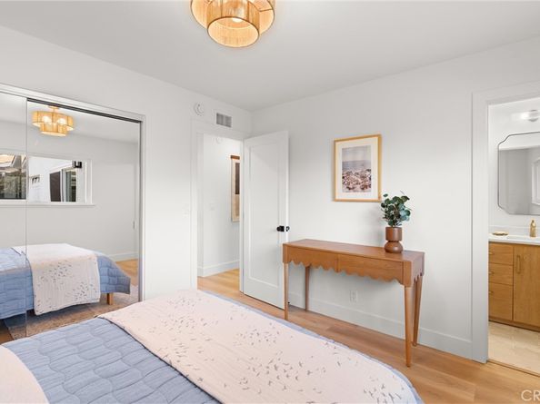 20642 Goshawk Lane, Huntington Beach CA 92646