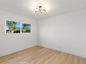 20642 Goshawk Lane, Huntington Beach CA 92646