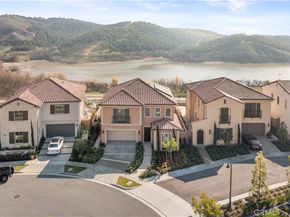 115 Sky Hts, Irvine CA 92602